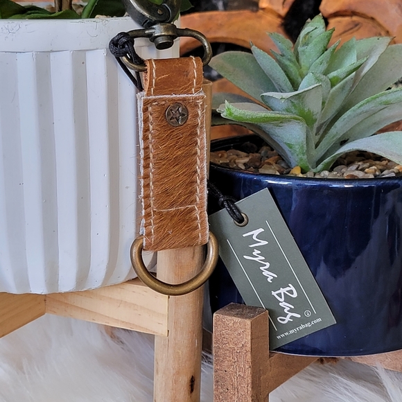Myra Bag Accessories - ❤FINAL CLEARANCE❤ Myra "Brown & White" Hair-on Key Fob